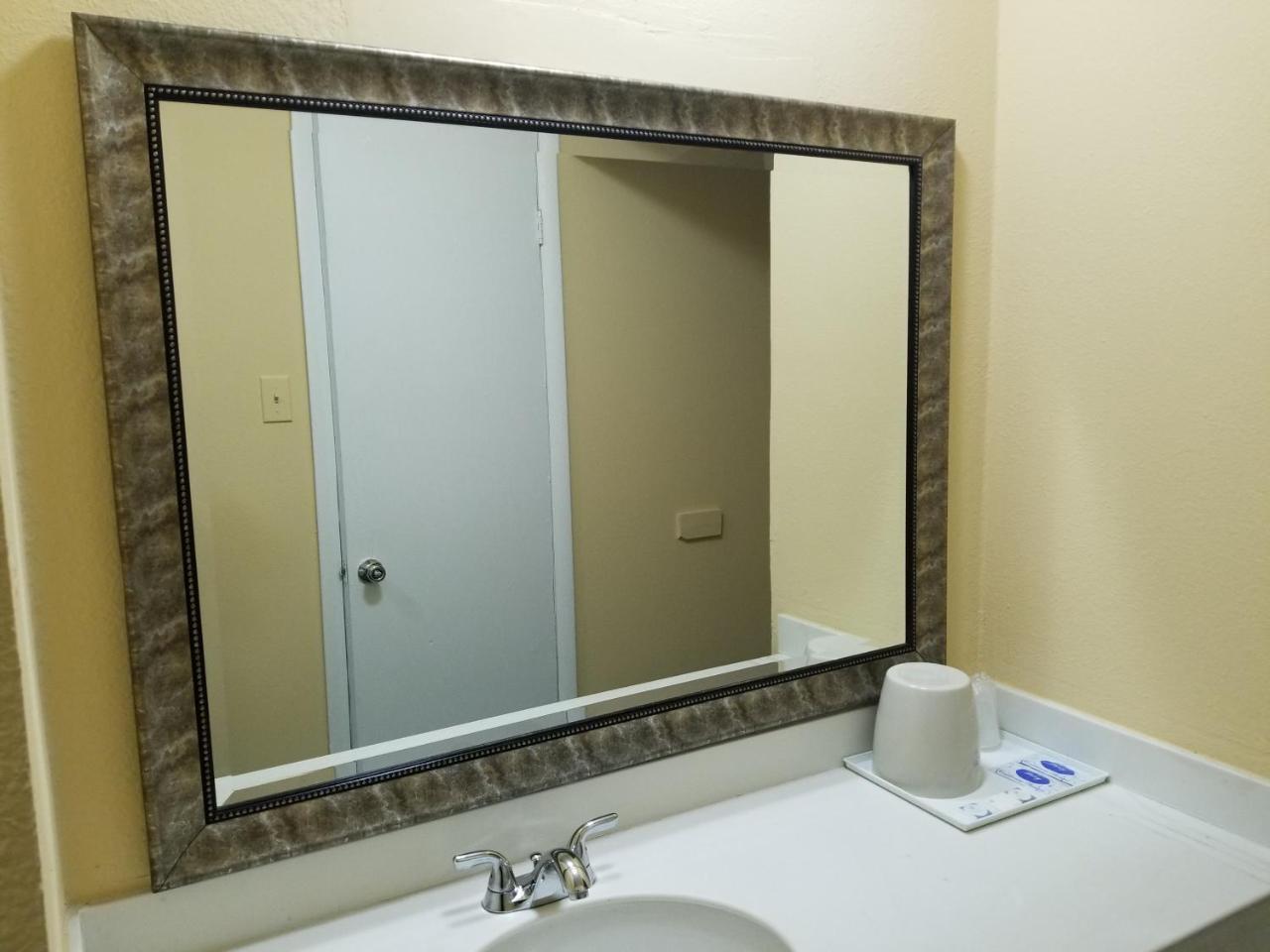 America'S Value Inn Oakhurst Eksteriør billede